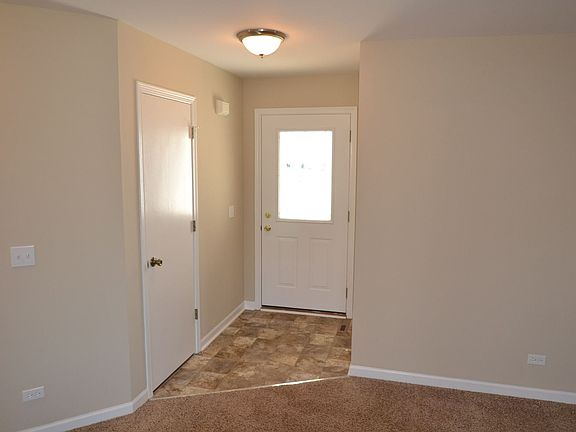 3rd image of 610 Meadow Ave