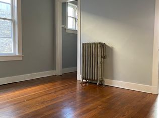 1105 College Ave, Racine, WI 53403