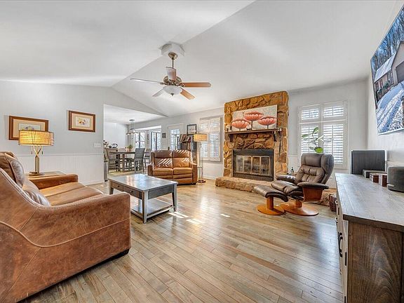 4th image of 107 Chasewood Ct