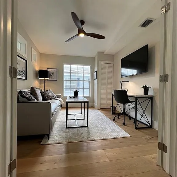 7087 Barrington Cir #201 — Photo 5