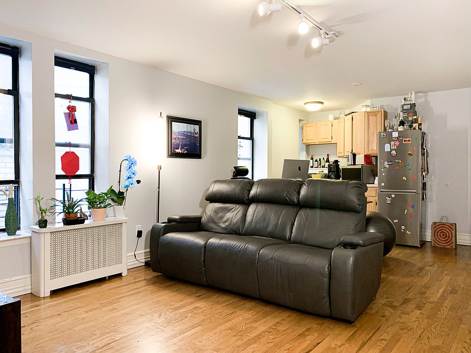 1st image of 206 E 67th St APT 30