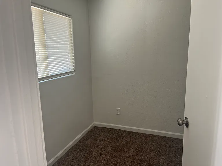 Updated 2 bed / 1 bath in the Near North Valley — Photo 54