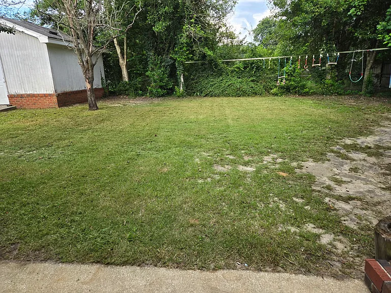 129 Lee Dr — Photo 24