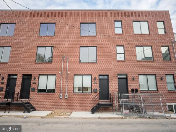 1937 N Leithgow St, Philadelphia, PA 19122
