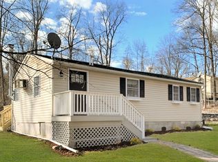 16 Butternut Ln, Wantage, NJ 07461