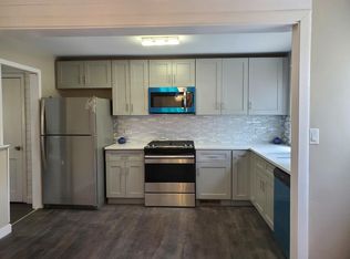 1329 Campbell Ave, Wheaton, IL 60189