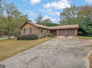 248 Kettlewood Dr SW, Lilburn, GA 30047