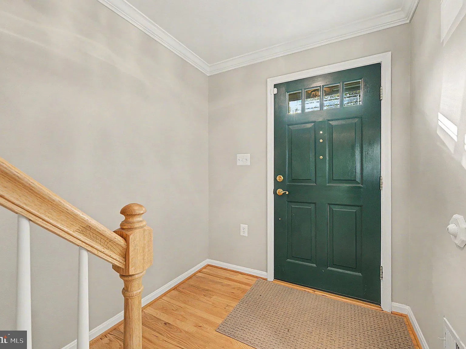 4 bed, 3.5 bath, 2152 sqft, $2,900 — Photo 4
