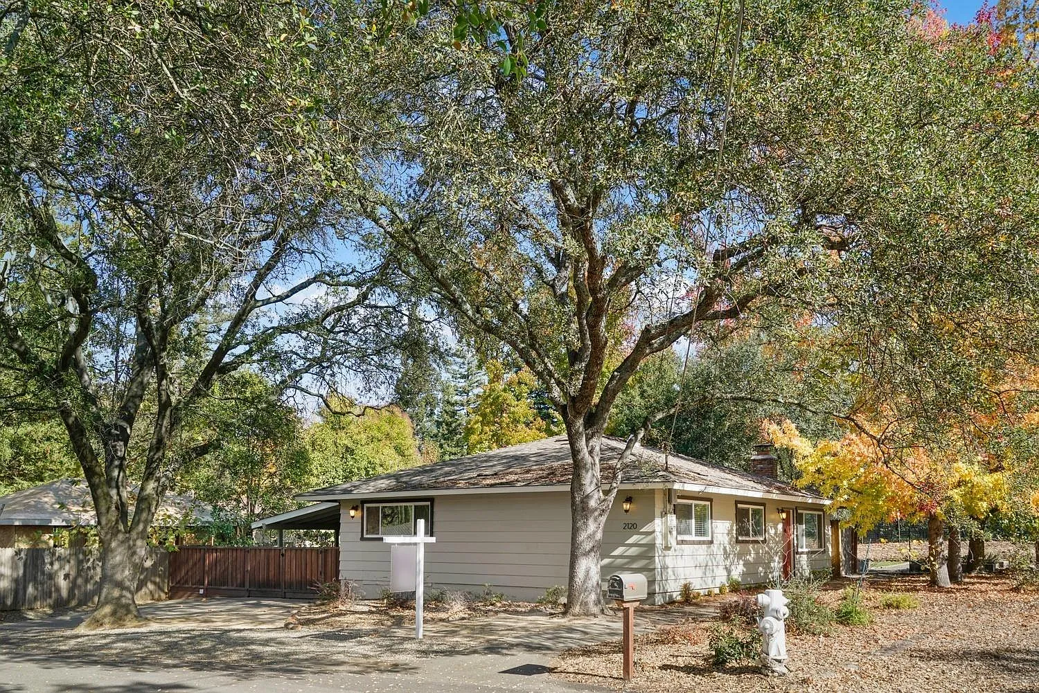 2120 Boyer Dr photo 1
