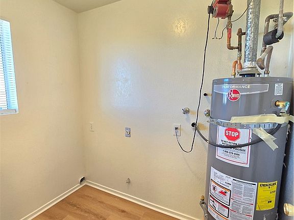 4th image of 6611 California City Blvd #6611E