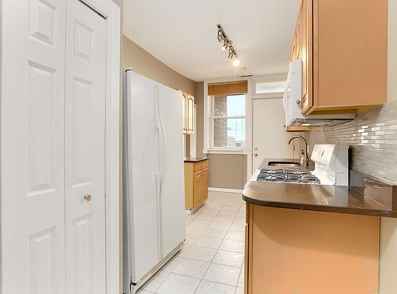 2nd image of 2647 W Carmen Ave APT 3E