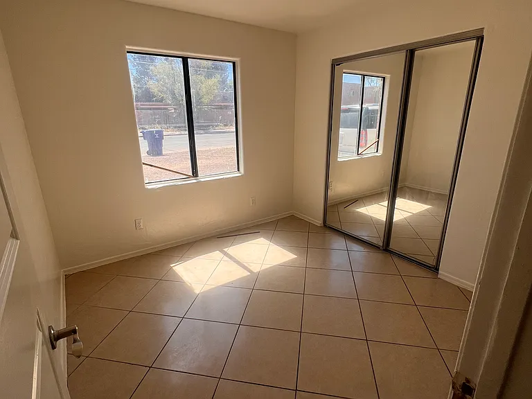 3925 E Blacklidge Dr #4 — Photo 5