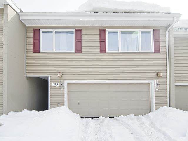 1st image of 129 Carlyle Way