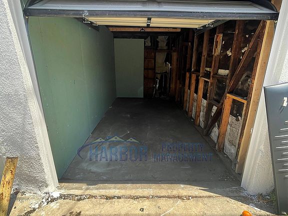 4th image of 2229 Barbour Ct