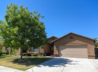 11718 Blanket Flower Dr, Bakersfield, CA 93311