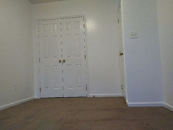 5th image of 132 Noll St #2