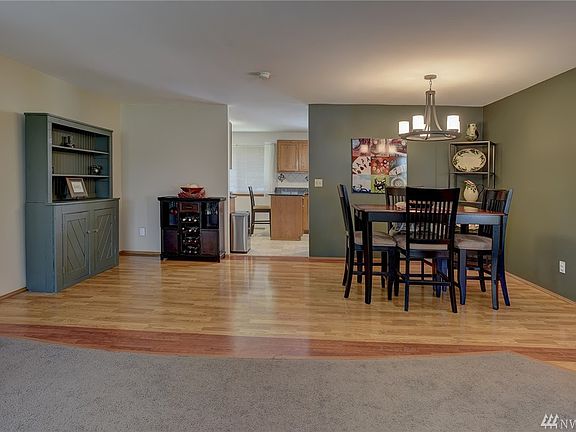 5th image of 10947 Capitola Pl NW