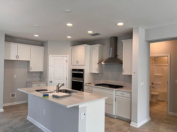 2nd image of 56 Wilgrove Pl