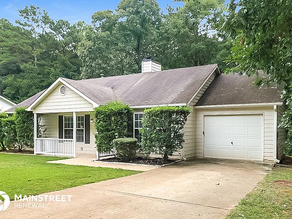 3rd image of 140 Highland Cir