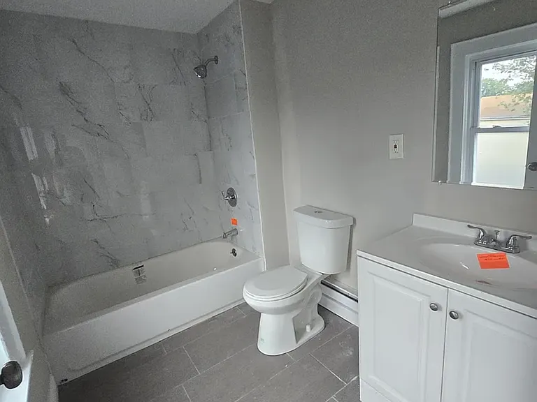 78 Huntington Ter #3 — Photo 3
