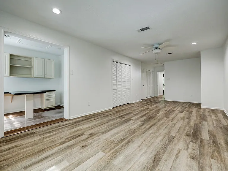 6725 Belmont St — Photo 17
