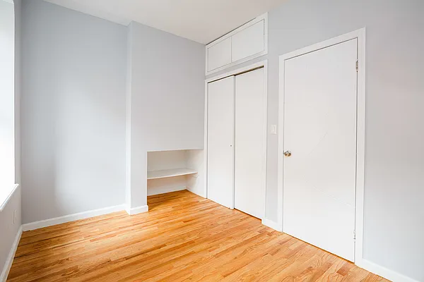 Rented by MNS | media 11