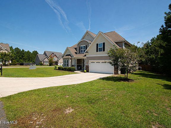 3rd image of 701 Tuscarora Drive