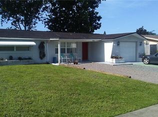 5246 Falcon Dr, Holiday, FL 34690