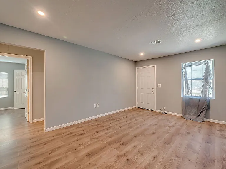 6823 Goforth St — Photo 7