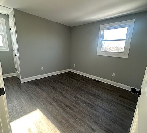 2nd image of 341 Canal Rd Floor 2
