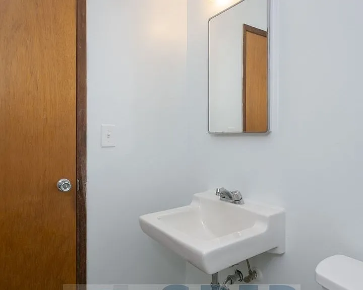 1131 SE 17th Ave #F — Photo 12