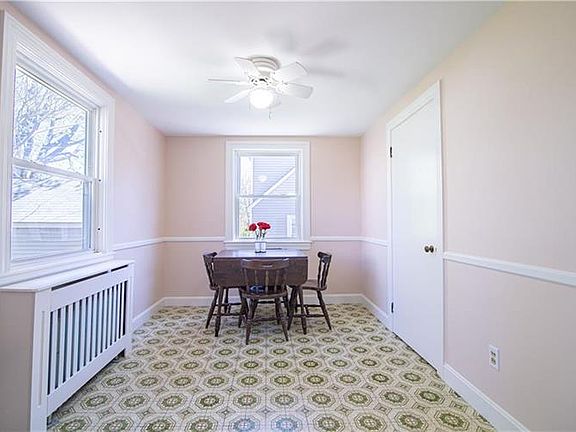 3rd image of 55 Fairmont Ave