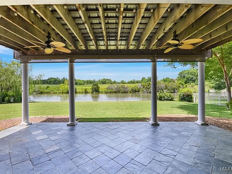 8318 Chadburn Way — Photo 37