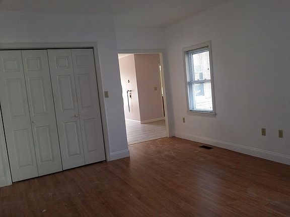 3rd image of 373 Granite St APT 1
