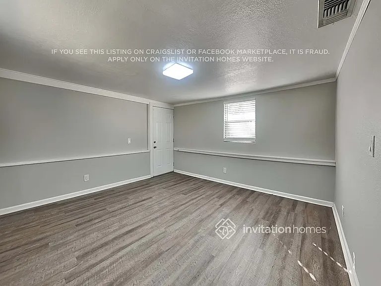 2334 Auburn St S — Photo 13
