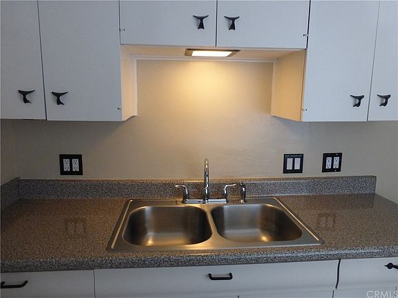 5th image of 4135 W 139th St #A