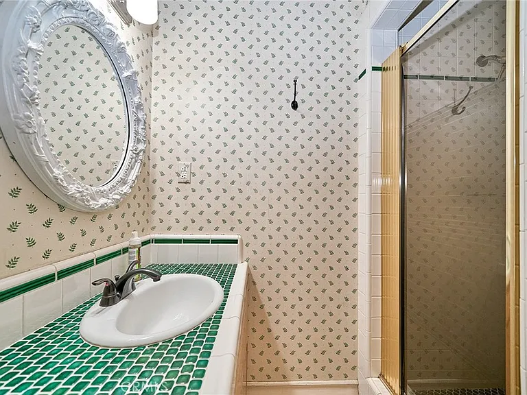 1089 Village Dr — Photo 19