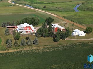 45849 184th St, Castlewood, SD 57223
