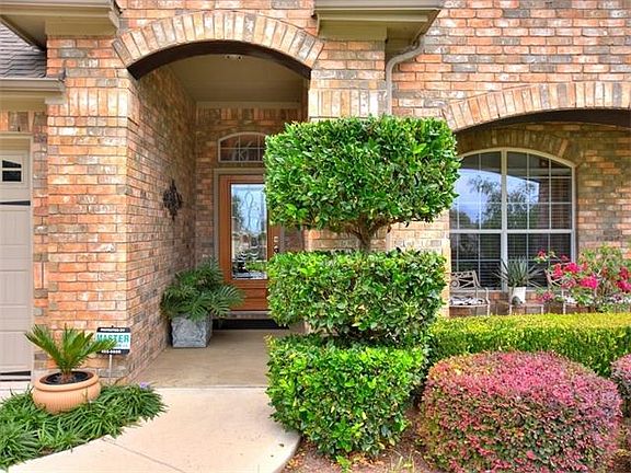 3rd image of 1600 Liberty Oaks Blvd