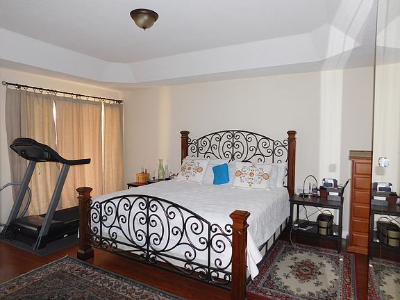 5th image of 7031 NW 114th Ct