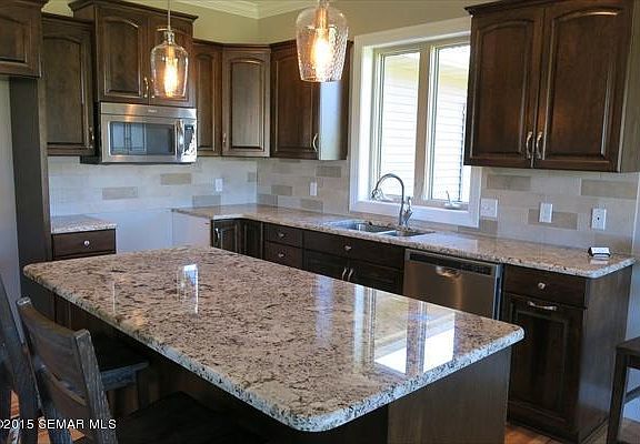 5th image of 1850 Creek View Ln NE