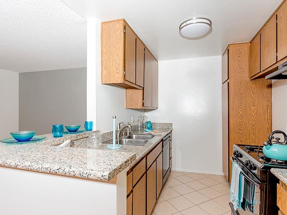 2nd image of 4452 Ensign Ave APT 204