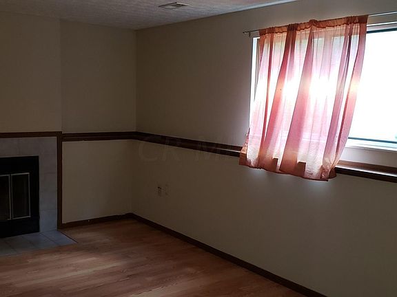 4th image of 8588 Broadacre Dr