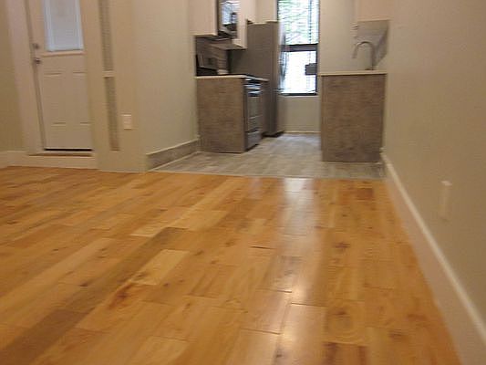4th image of 39 Kingsland Ave #1N