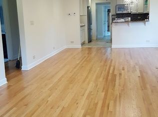 17W31 Deerpath Rd, Bensenville, IL 60106