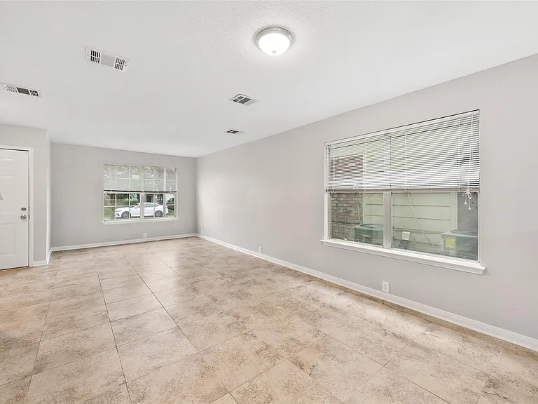 13515 Naples Bridge Rd — Photo 5