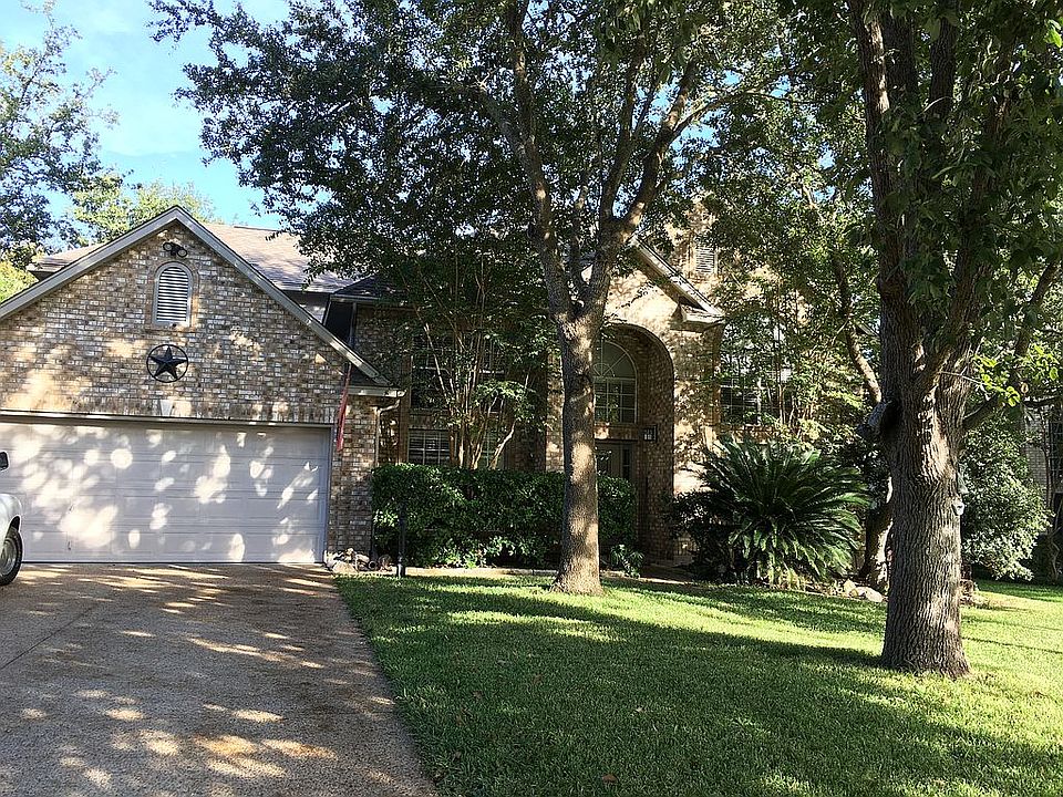 1st image of 7 Spring Lake Dr