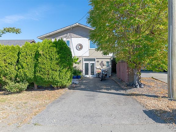 2nd image of 4463 Arrowsmith Rd