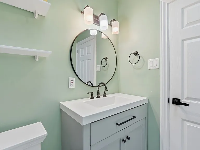 6623 Tabor Ave — Photo 8