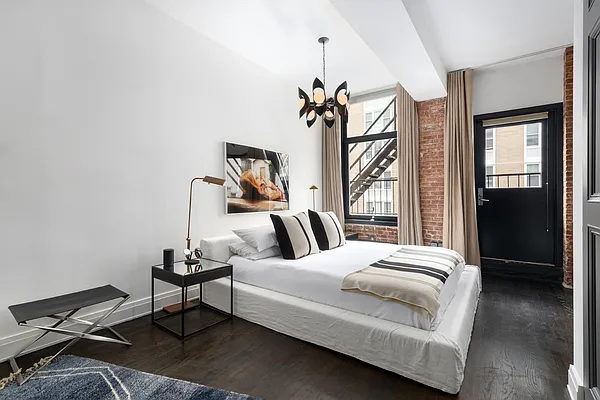 Sold by Compass | media 11